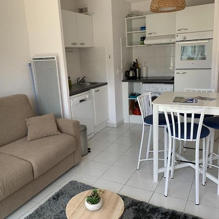 Appartement Proche Plage Avec Parking Et Balcon - Fr-1-482-102 Fort-Mahon-Plage Exterior foto