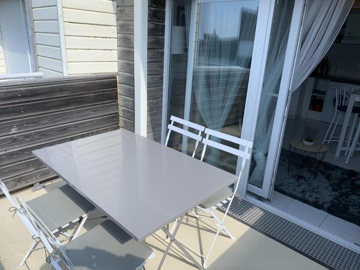 Appartement Proche Plage Avec Parking Et Balcon - Fr-1-482-102 Fort-Mahon-Plage Exterior foto